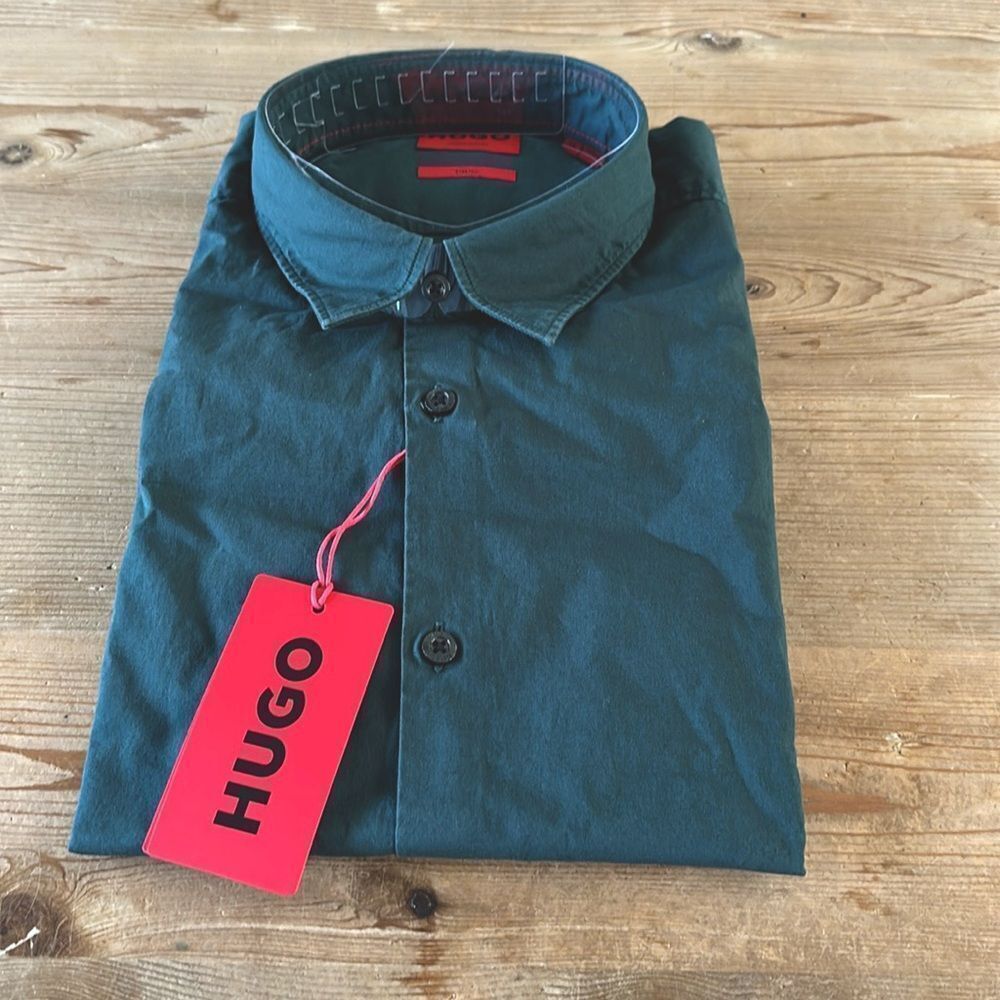 HUGO Men's Slim Fit Structure Button Down long sleeve Shirt Green NEW with tag